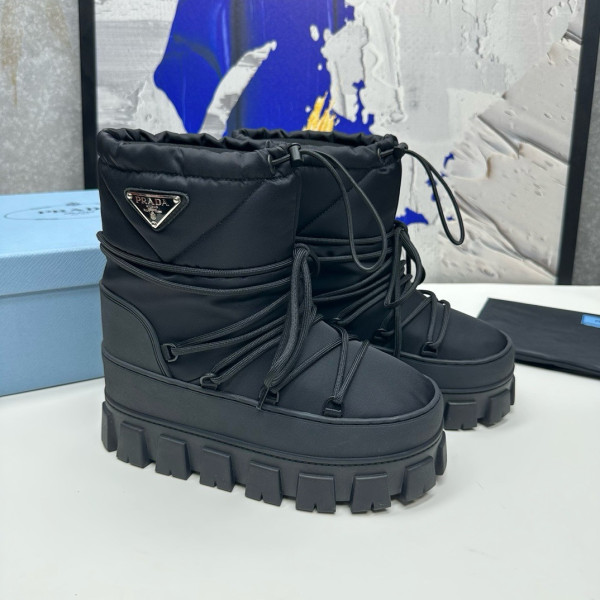 Pra*a boots