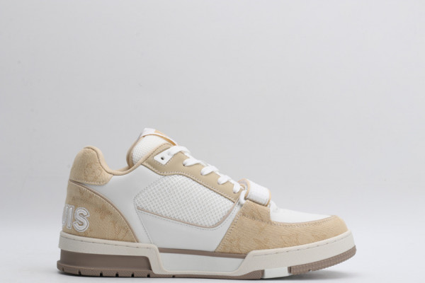 l0*is V*t0n trainer sneaker