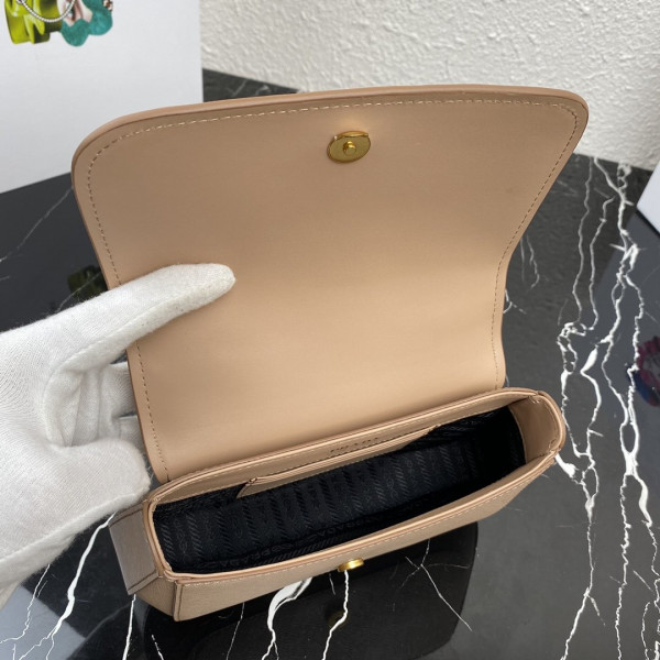 Pra*a saffiano leather