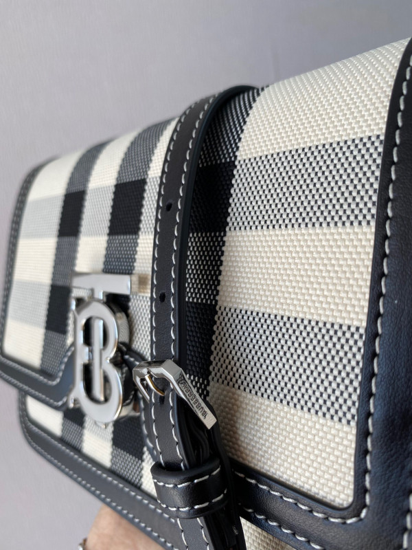 B**rry small tb bag