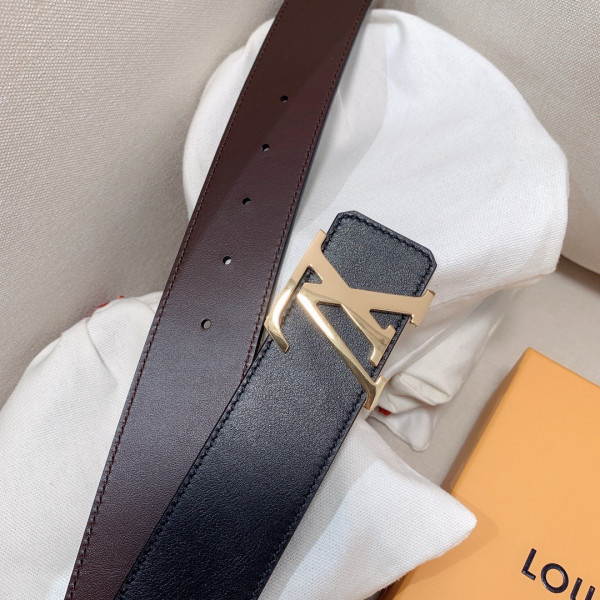 l0*is V*t0n belt