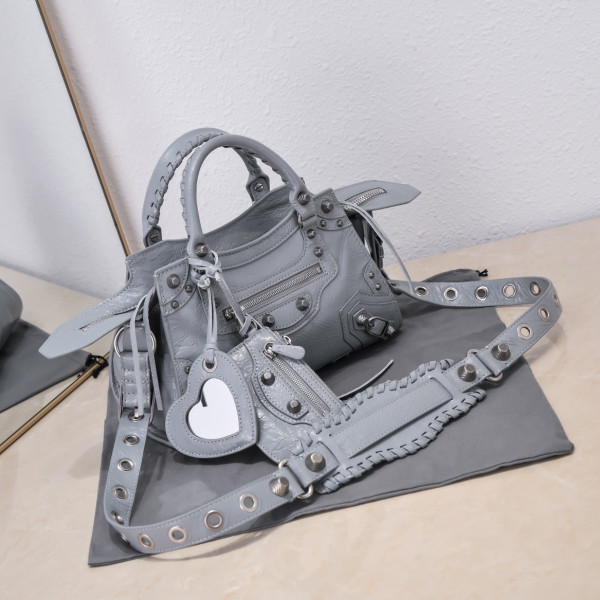 Ba*len*cia*ga neo cagole xs handbag
