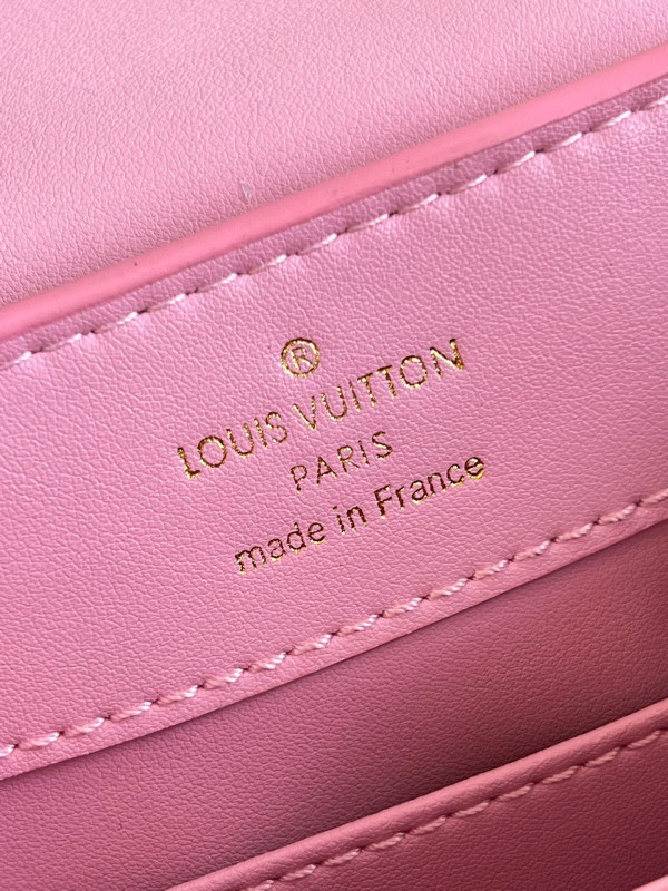 l0*is V*t0n capucines mini