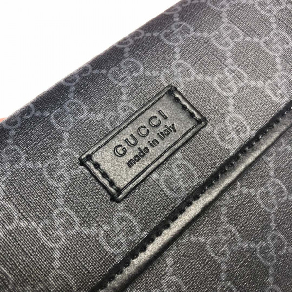 G*u*i gg black belt bag