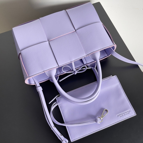 bo*te*ga Ve*ne*ta arco mini tote