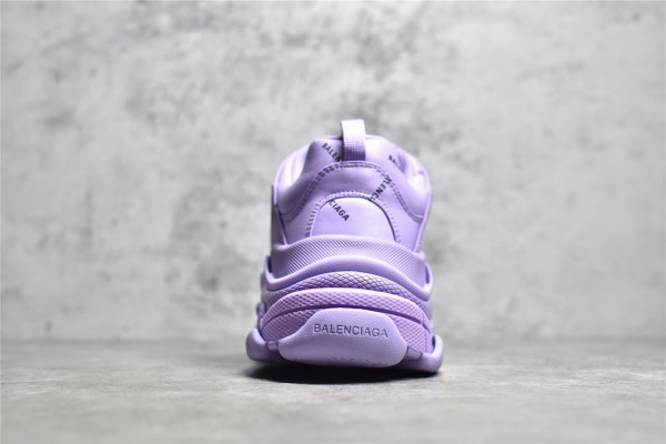 Ba*len*cia*ga triple s