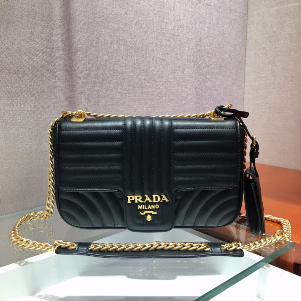 Pra*a medium leather Pra*a diagramme bag