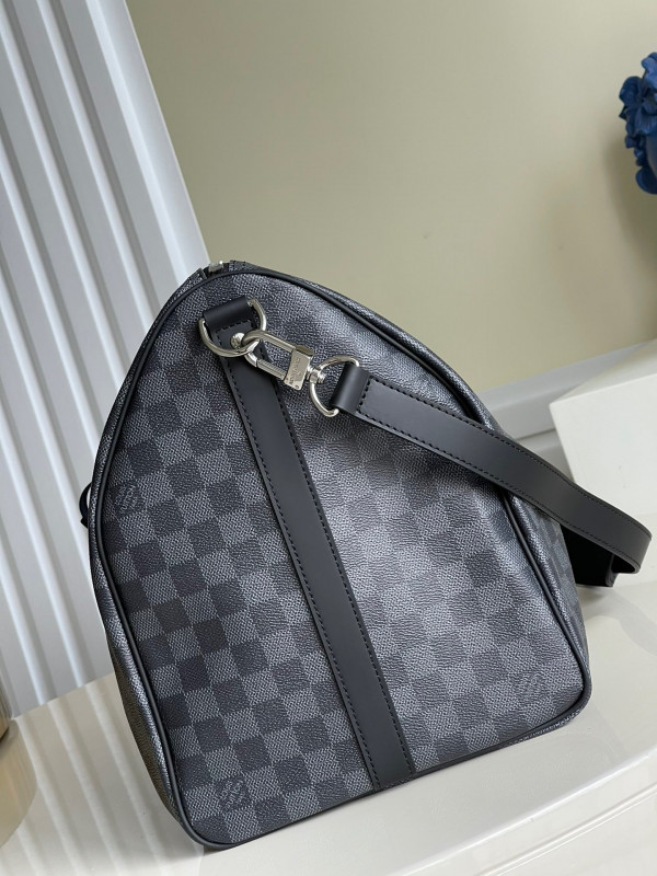 l0*is V*t0n keepall bandouliÈre 50
