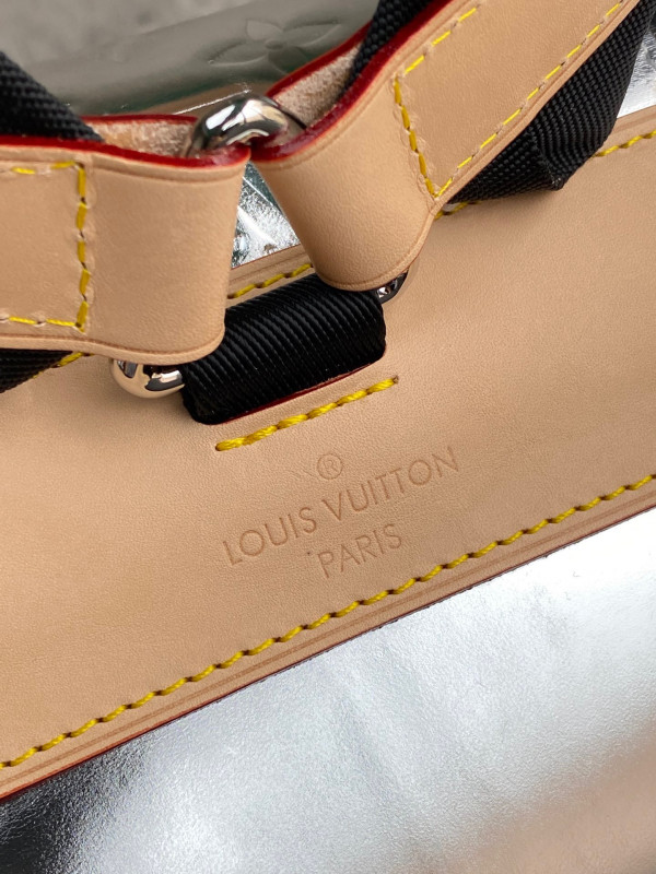 l0*is V*t0n christopher backpack pm