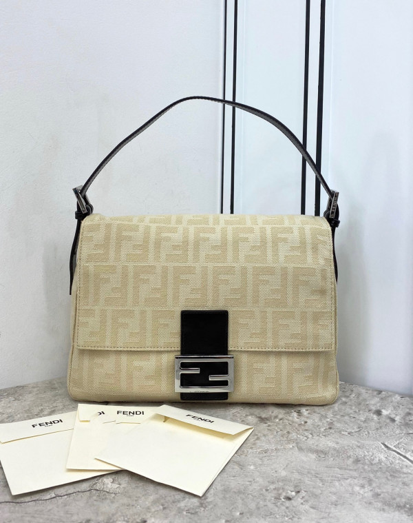 F**di vintage bag