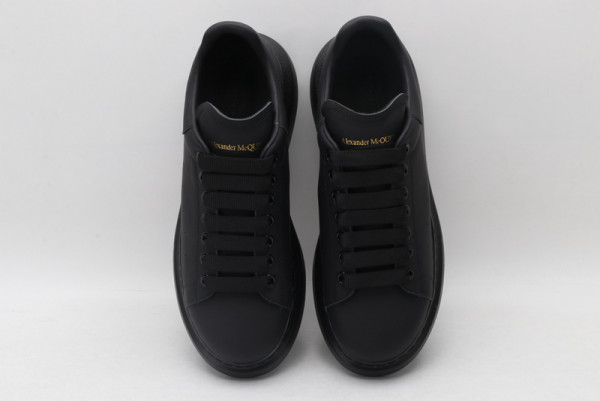 ale*d*r M*Q*en oversized sneaker
