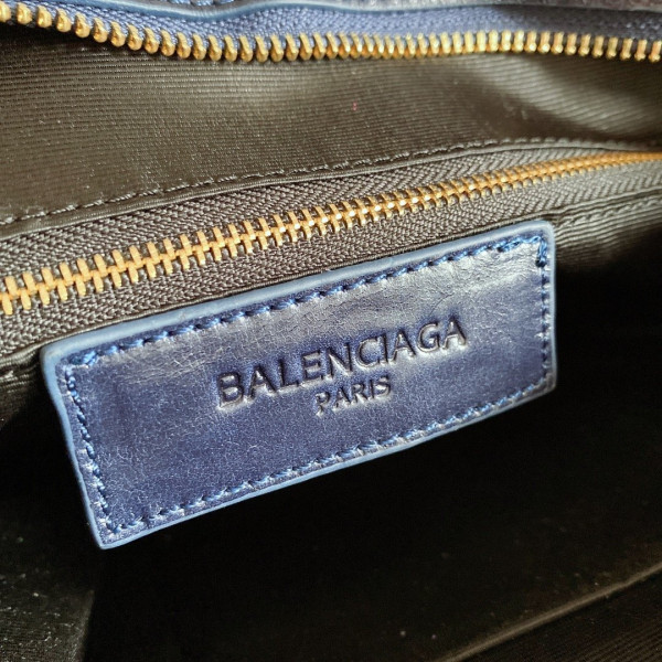 Ba*len*cia*ga classic city