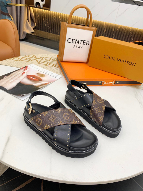 l0*is V*t0n women"s paseo flat comfort sandal