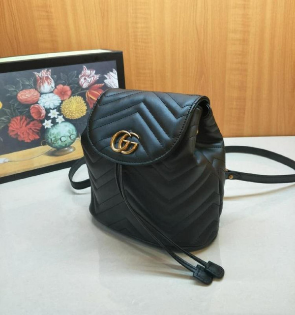 G*u*i gg marmont matelassé backpack 528129