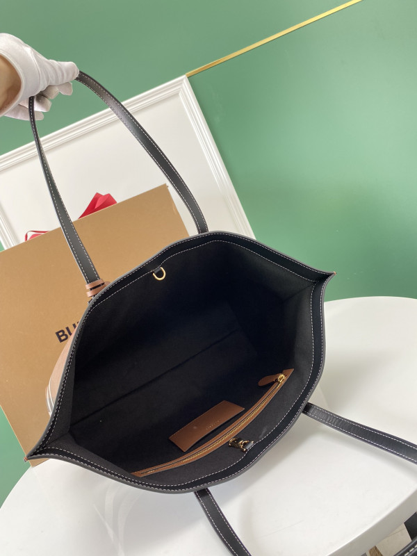 B**rry leather tote