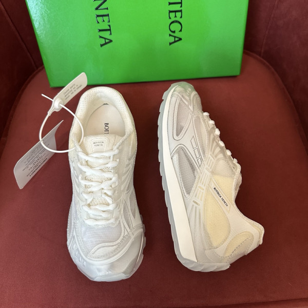 bo*te*ga Ve*ne*ta sneakers