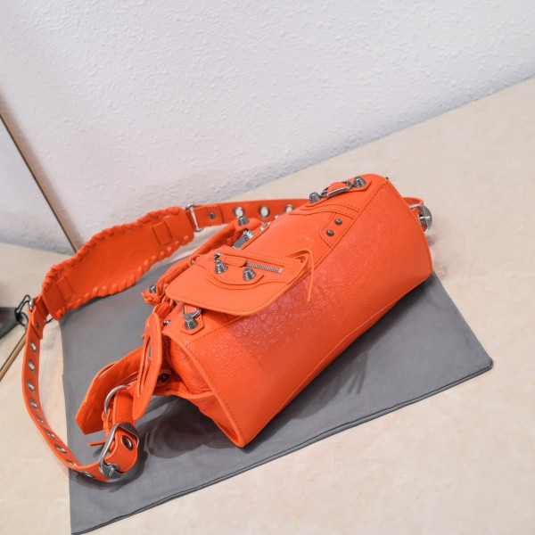 Ba*len*cia*ga neo cagole xs handbag