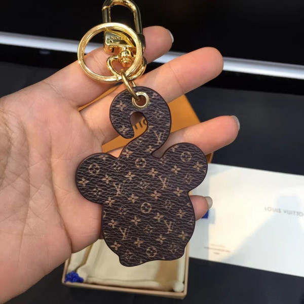 l0*is V*t0n rat bag charm