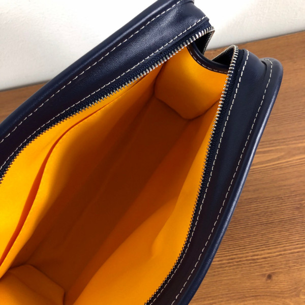 Go*ard toiletry bag