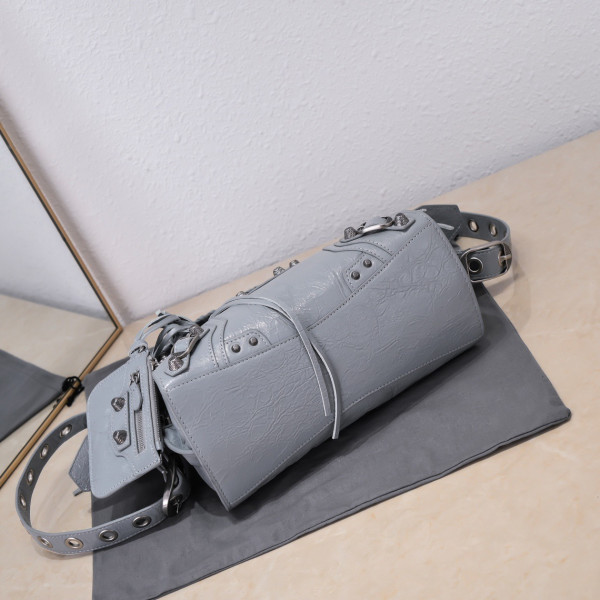 Ba*len*cia*ga neo cagole xs handbag