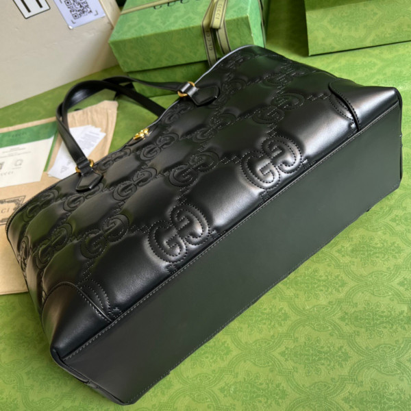 G*u*i gg matelassé leather medium tote