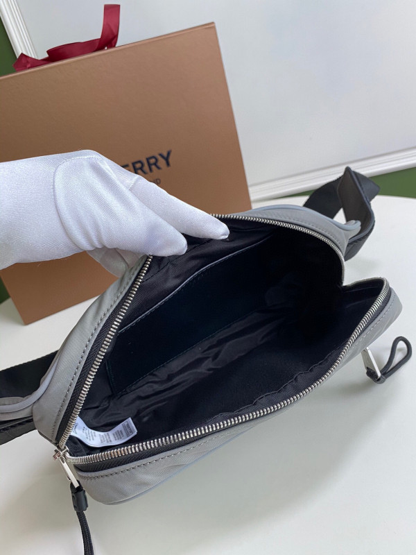 B**rry bum bag