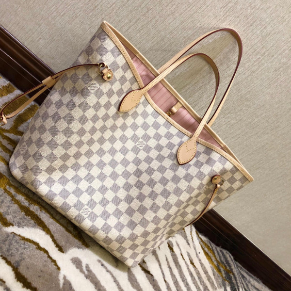 l0*is V*t0n neverfull  mm