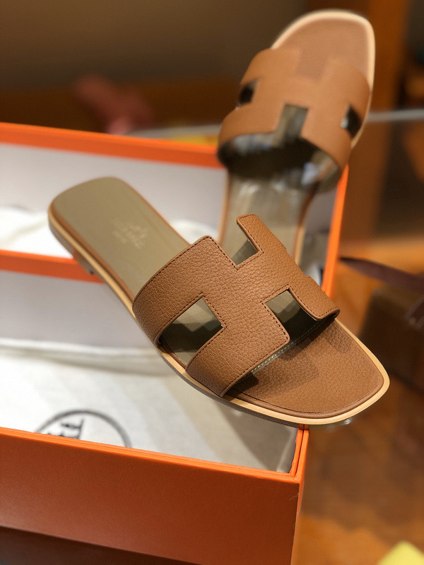 H**mes sandal