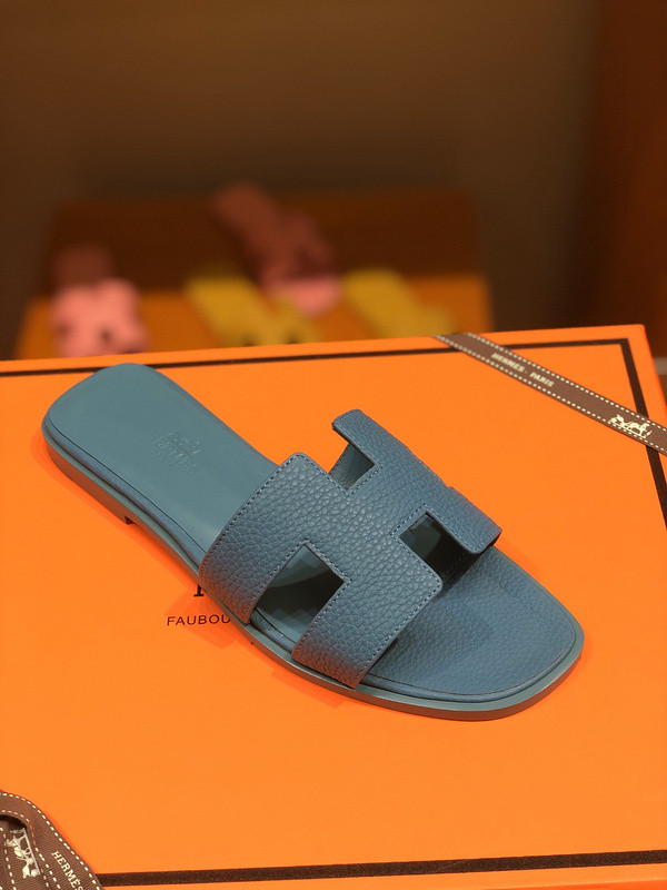 H**mes sandal