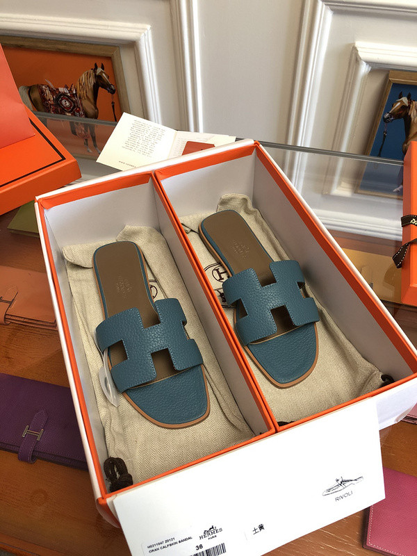 H**mes sandal
