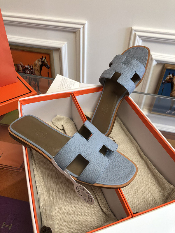 H**mes sandal