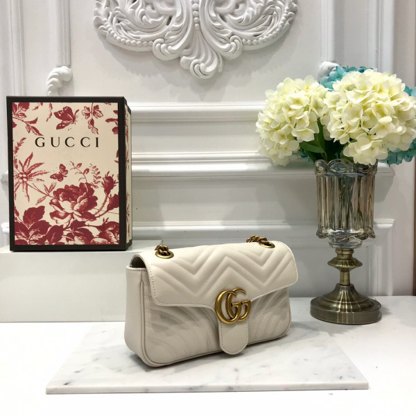 G*u*i gg marmont 26cm