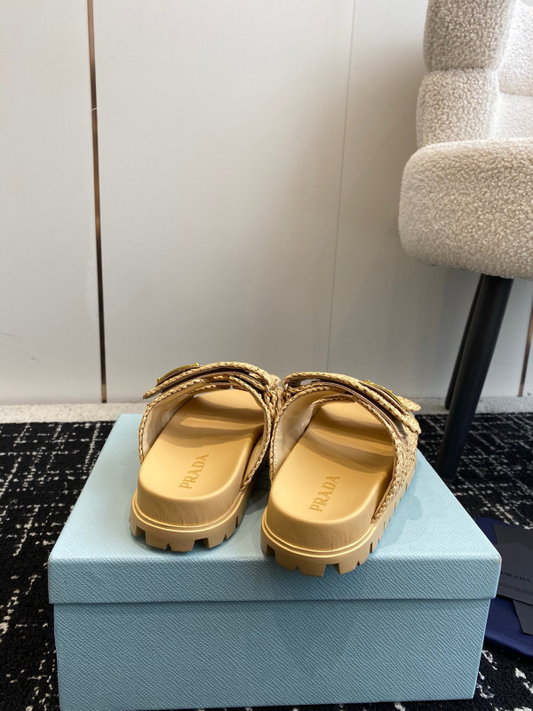 Pra*a sandals