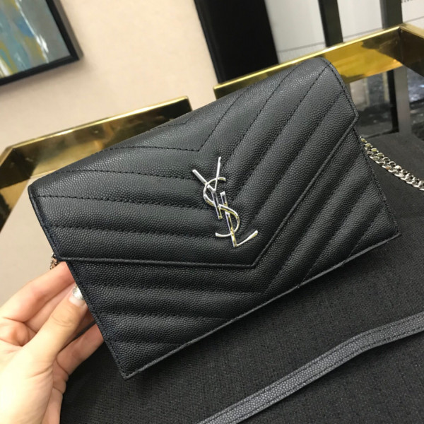 Y*L cassandre matelassÉ chain wallet