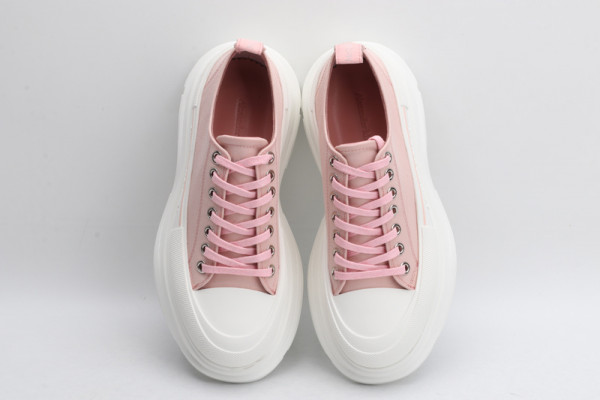 ale*d*r M*Q*en tread slick lace up