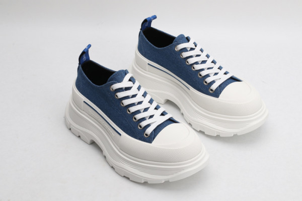 ale*d*r M*Q*en tread slick lace up