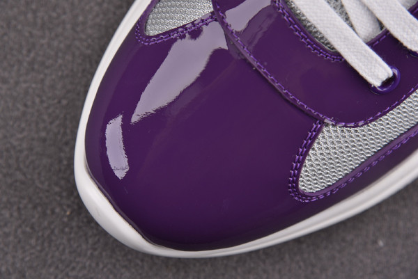 Pra*a sneaker