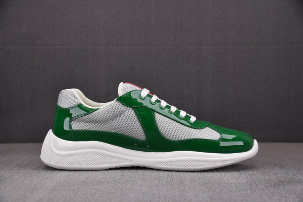 Pra*a sneaker