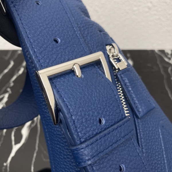 Pra*a cross leather bag