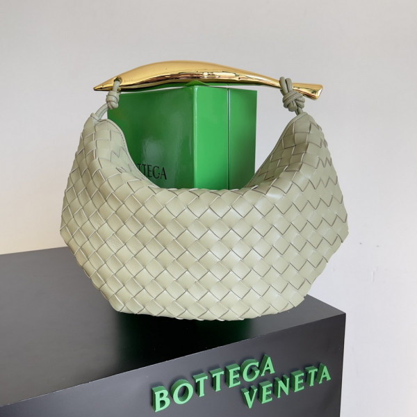 bo*te*ga Ve*ne*ta  classic sardine top handle bag