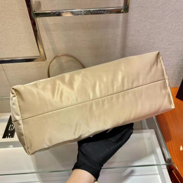 Pra*a re-nylon and saffiano leather tote bag