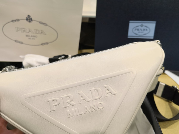 Pra*a triangle bag