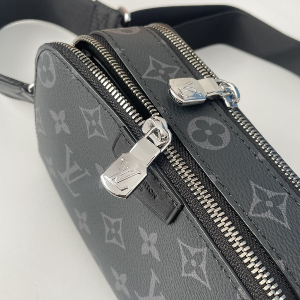 l0*is V*t0n alpha wearable wallet