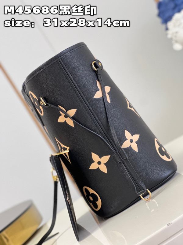 l0*is V*t0n neverfull mm