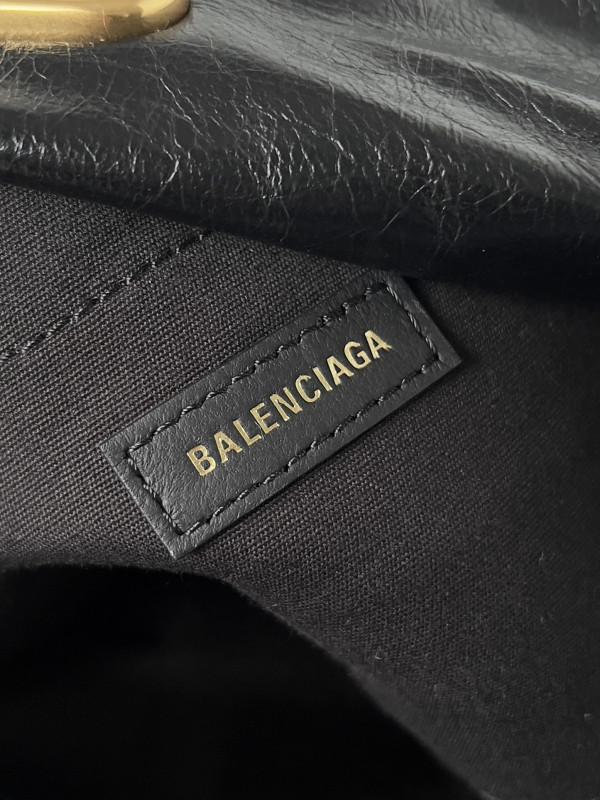 ba*len*cia*ga S*perbusy xs sling bag