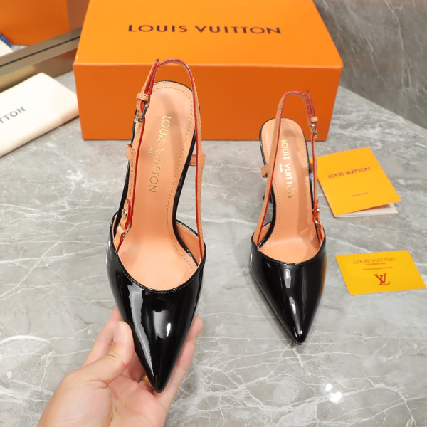 l0*is V*t0n heels
