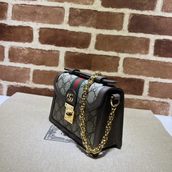 G*u*i gg matelassÉ small top handle bag