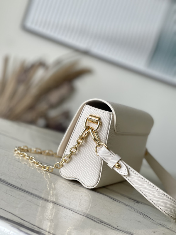 l0*is V*t0n twist-23.5*12*7 cm