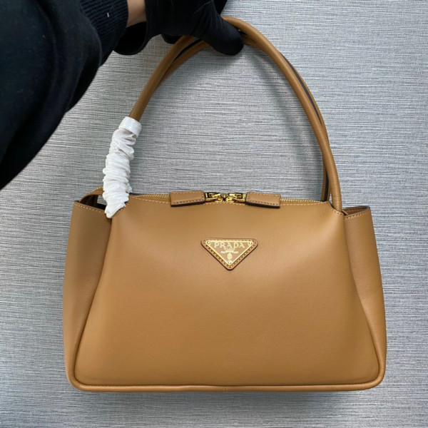 Pra*a leather handbag-28*18*11cm