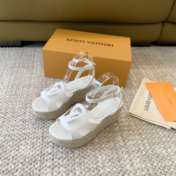 l0*is V*t0n heels sandals